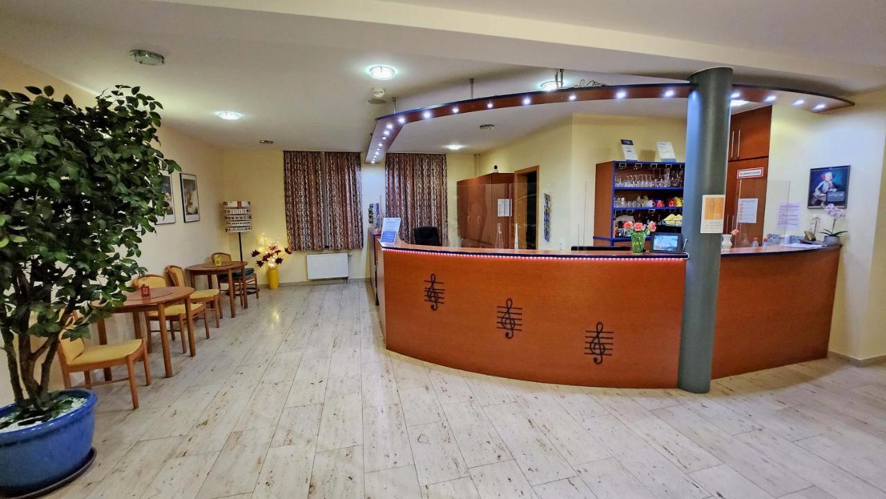 Hotel Amadeus Dresden Neustadt Екстериор снимка