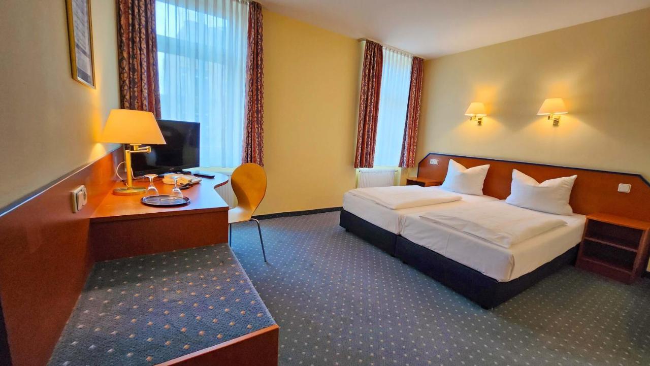 Hotel Amadeus Dresden Neustadt Екстериор снимка